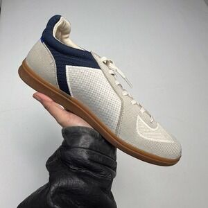 Rothy's Men's 11.5 White Navy Lace Up Knit Sneakers Minimalist RS01 Gum Sole